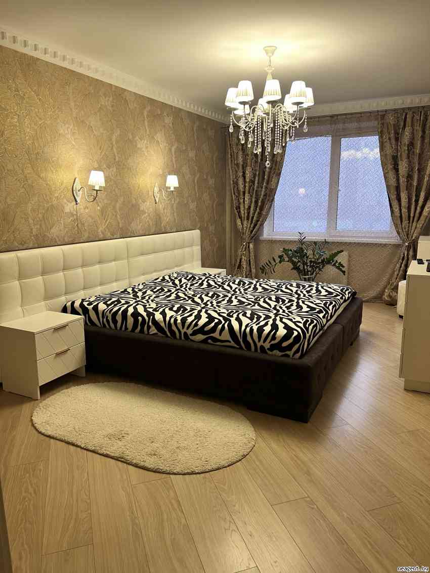 3-комнатная квартира, ул. Одинцова, 54, 1878 рублей: фото 1