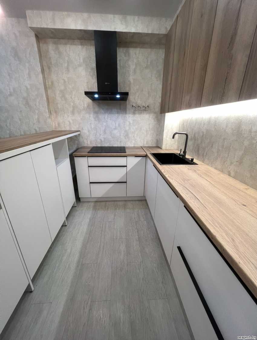 3-комнатная квартира, ул. Петра Мстиславца, 8, 2445 рублей: фото 2