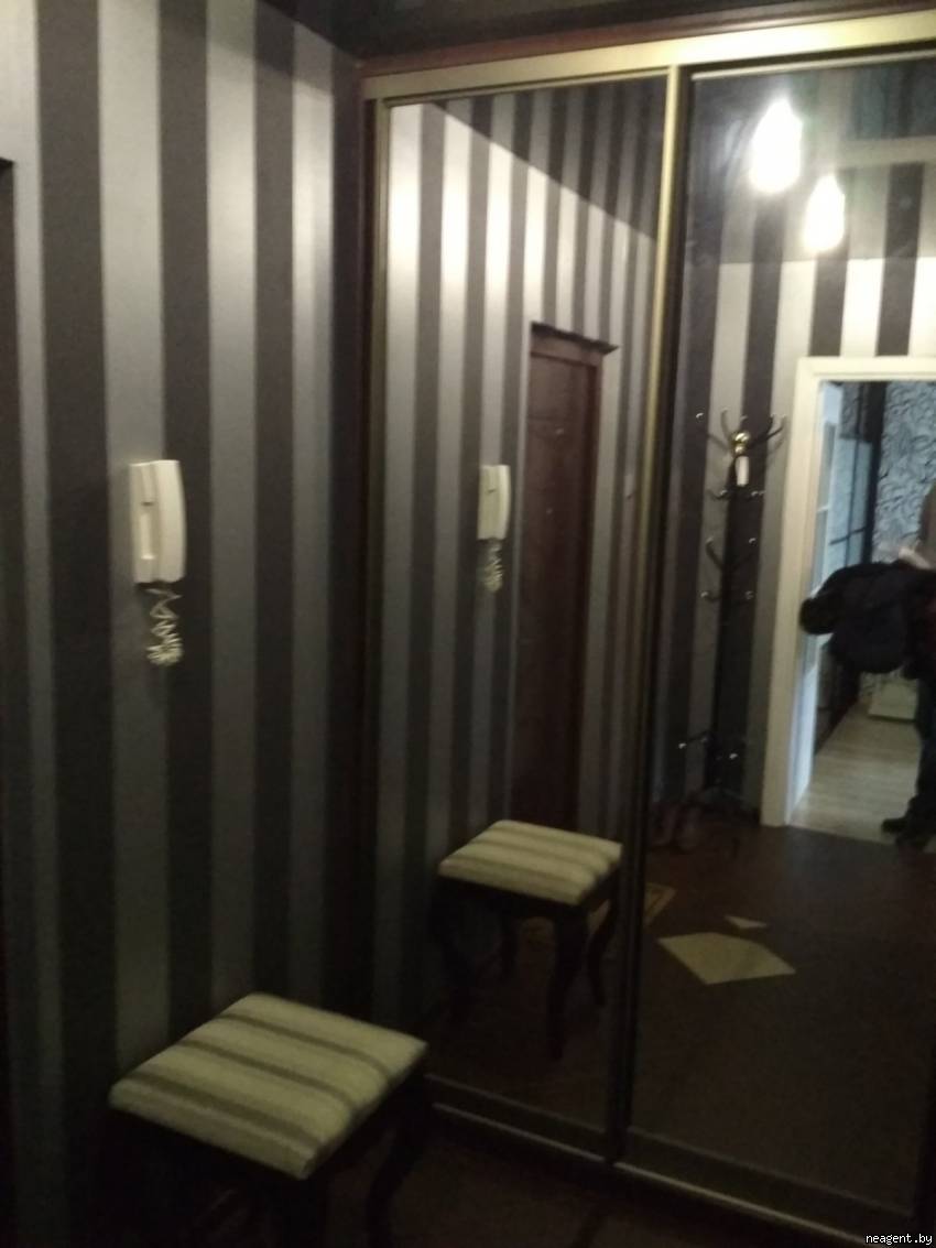 1-комнатная квартира, ул. Алеся Гаруна, 12, 1011 рублей: фото 4