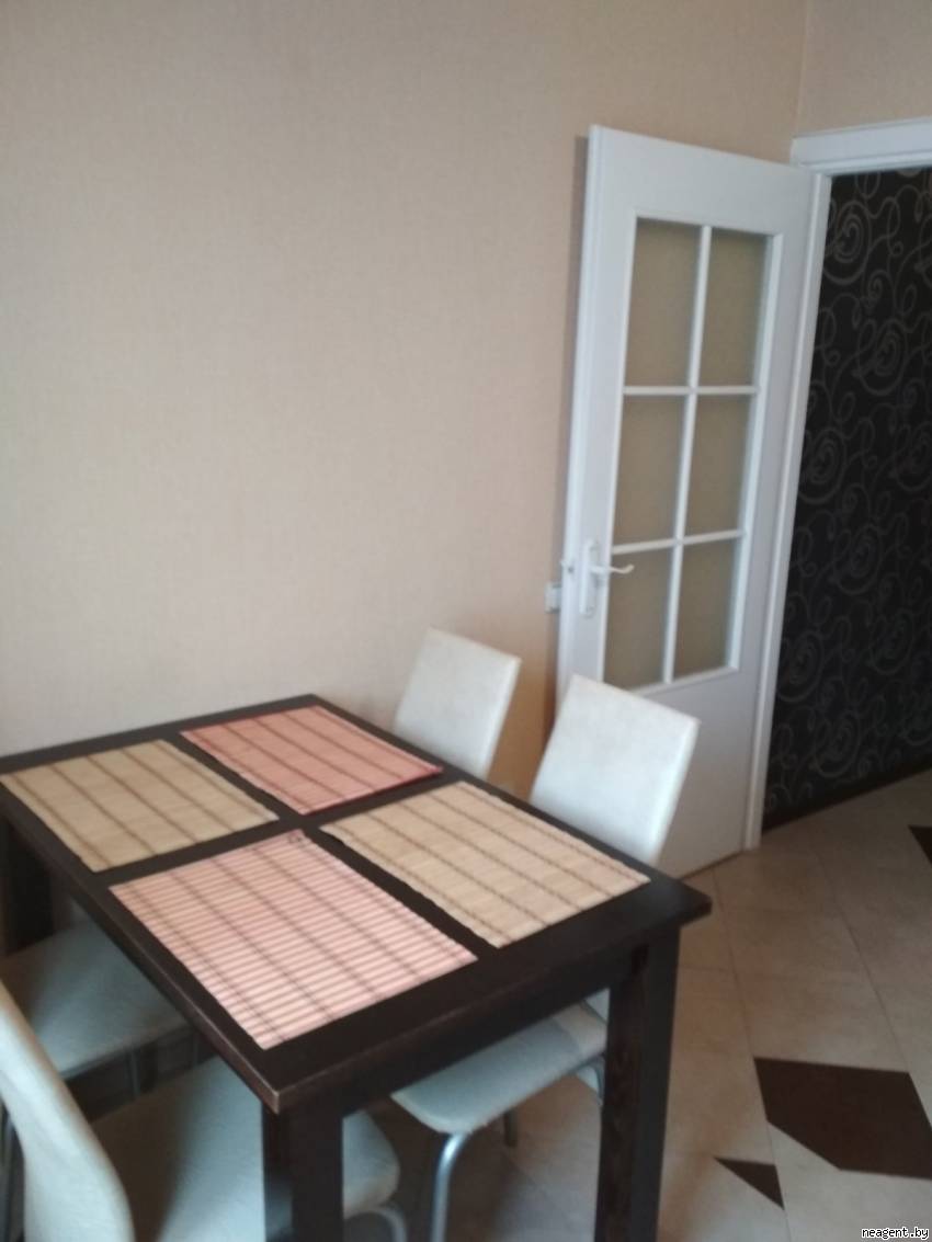 1-комнатная квартира, ул. Алеся Гаруна, 12, 1011 рублей: фото 9