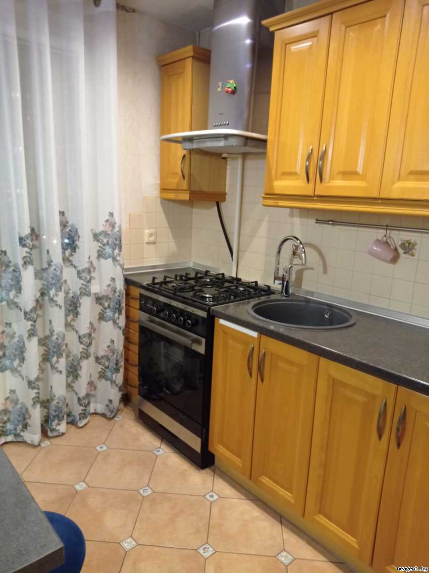 2-комнатная квартира, ул. Жуковского, 5/1, 1500 рублей: фото 3