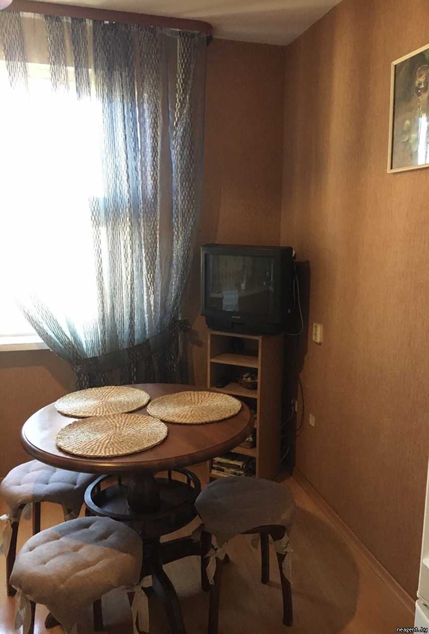 3-комнатная квартира, ул. Прушинских, 32/-, 1410 рублей: фото 1