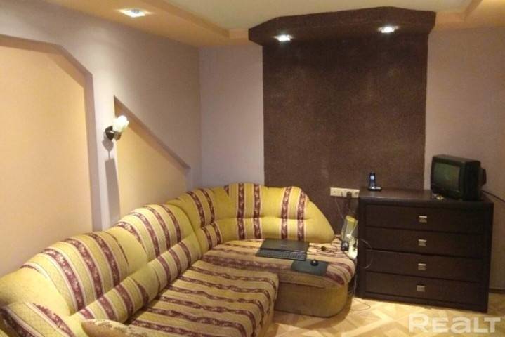 2-комнатная квартира, ул. Кольцова, 12/3, 1150 рублей: фото 1