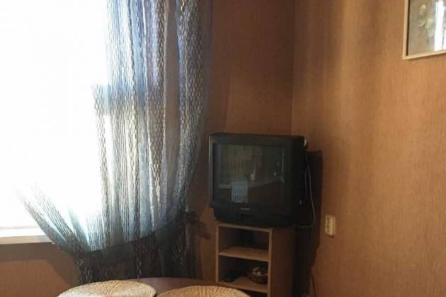 3-комнатная квартира, Прушинских ул., за 1410 р.