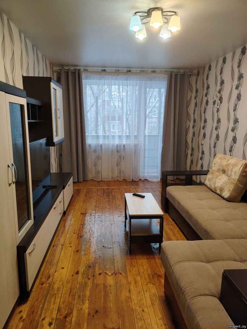 1-комнатная квартира, ул. Болеслава Берута, 6/2, 880 рублей: фото 1