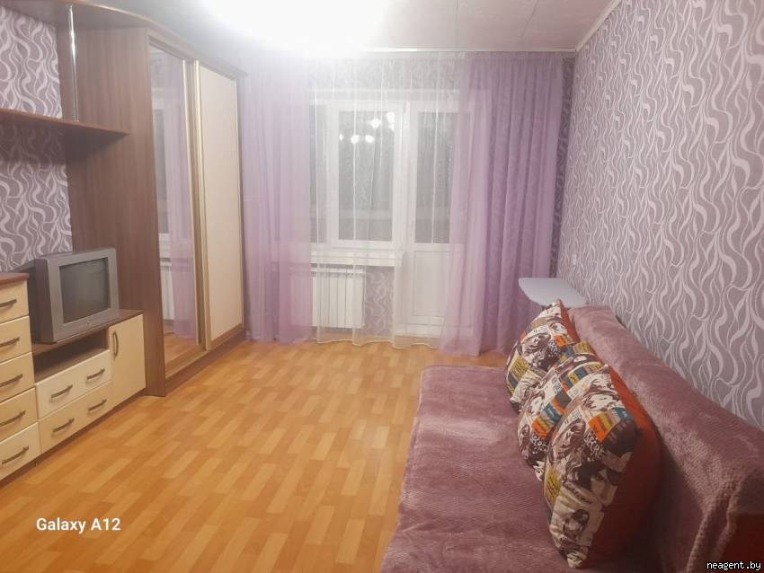 1-комнатная квартира, ул. Ленина, 53, 380 рублей: фото 1