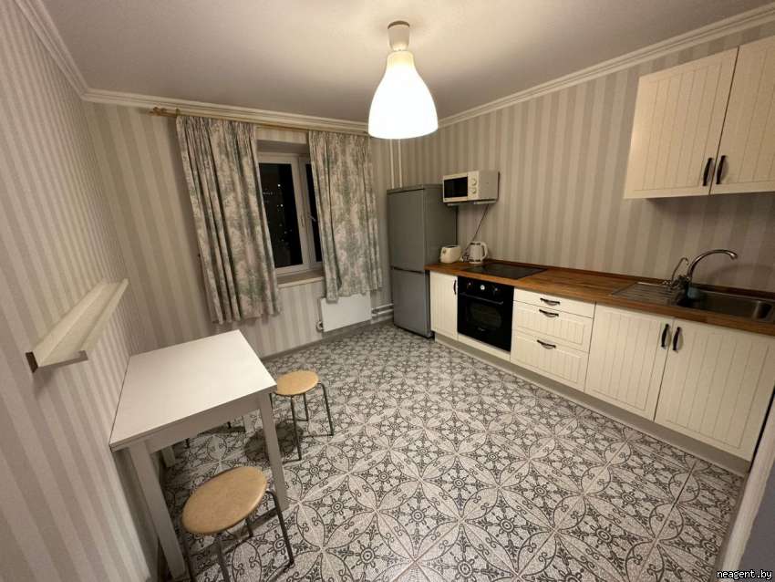 1-комнатная квартира, ул. Связистов, 10, 770 рублей: фото 2