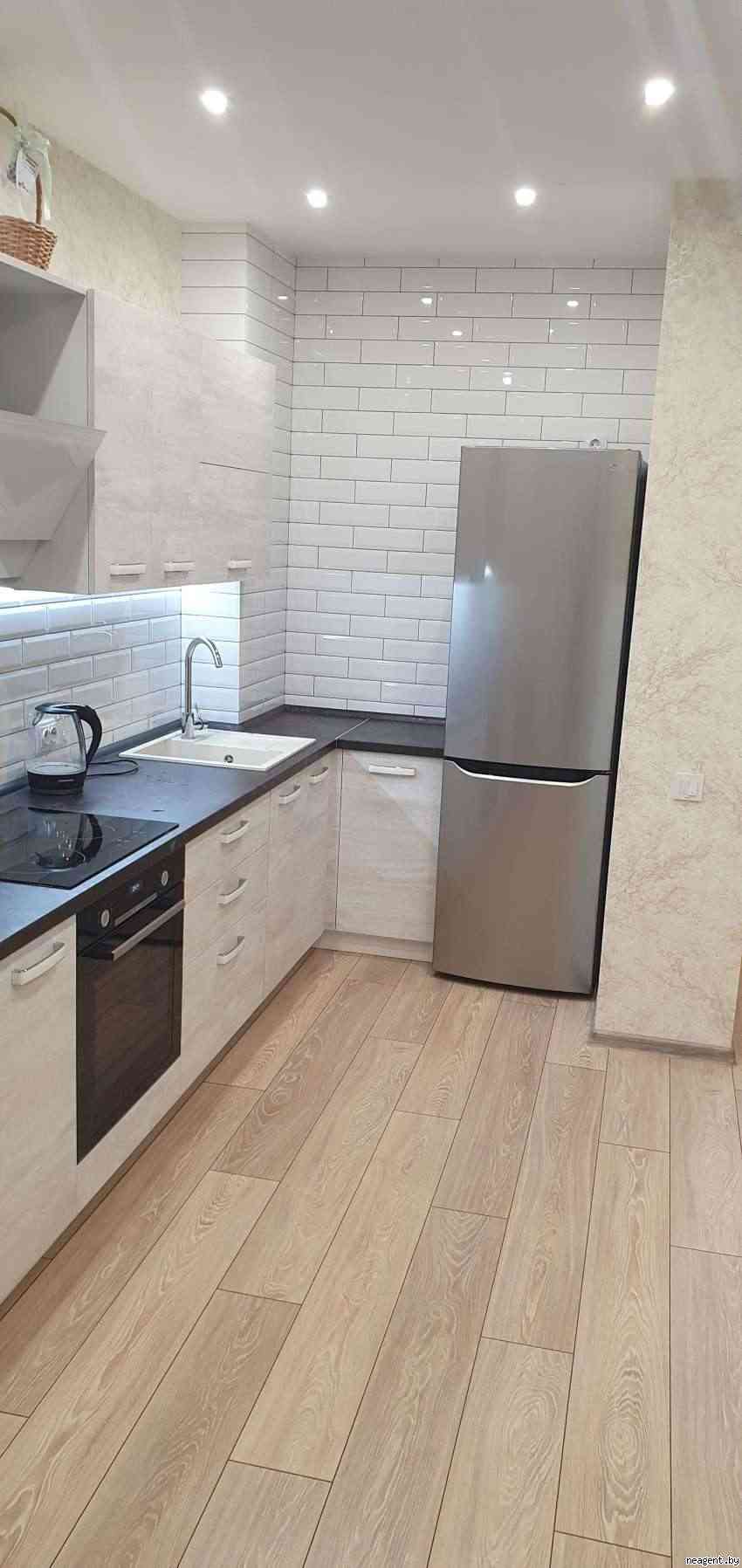 2-комнатная квартира, ул. Макаенка, 12/Б, 1925 рублей: фото 2