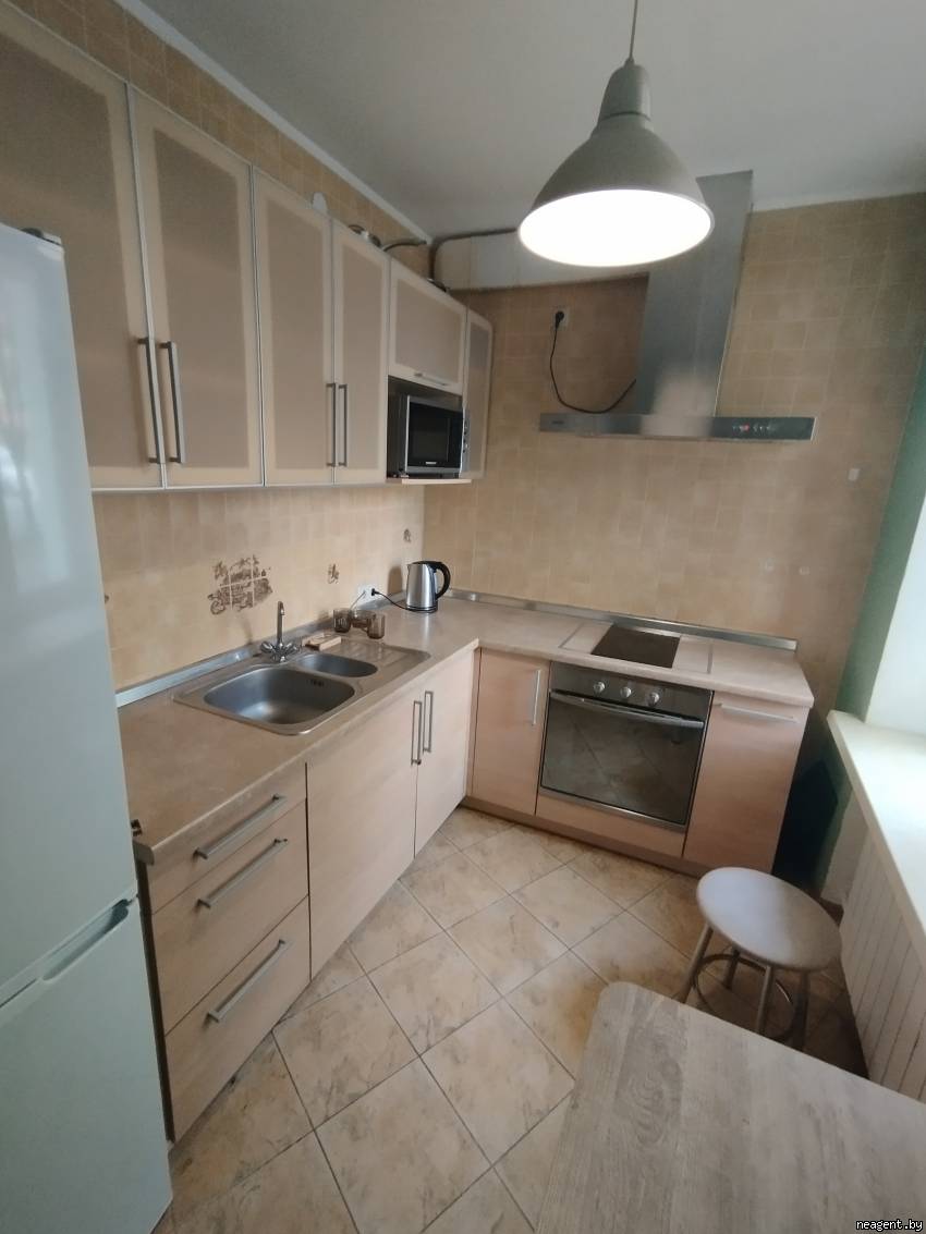 3-комнатная квартира, ул. Волоха, 7/1, 1184 рублей: фото 1