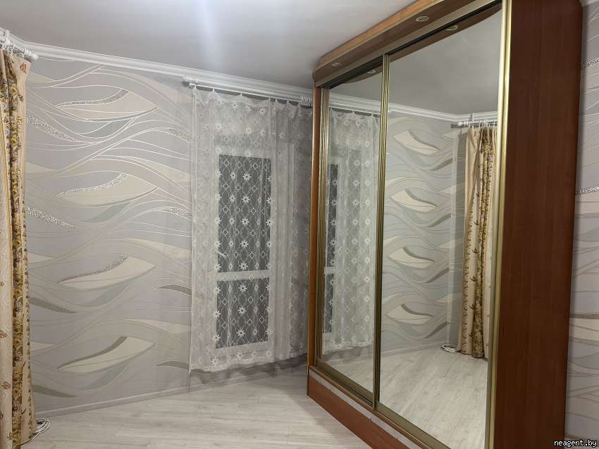 2-комнатная квартира, ул. Алибегова, 8/1, 1400 рублей: фото 2