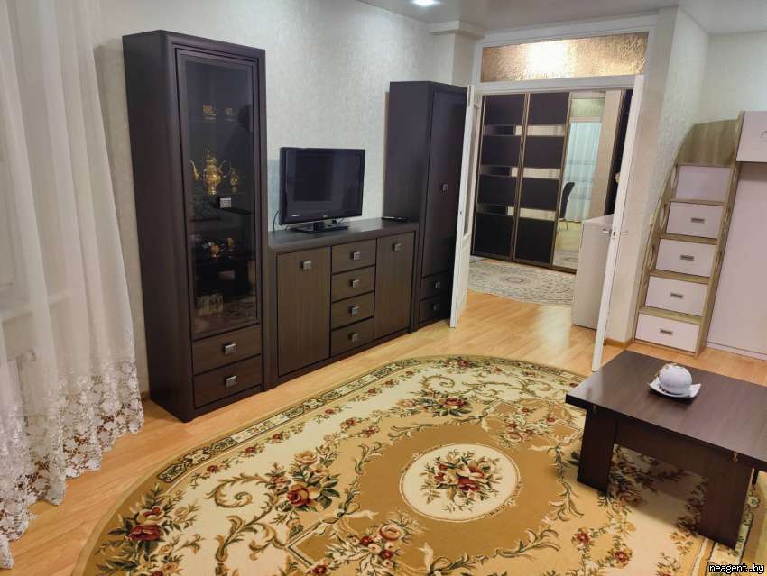 1-комнатная квартира, Тышкевичей, 15, 1318 рублей: фото 1