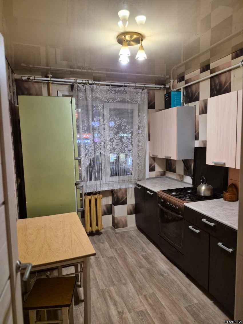 2-комнатная квартира, ул. Волгоградская, 1/3, 120 рублей: фото 1