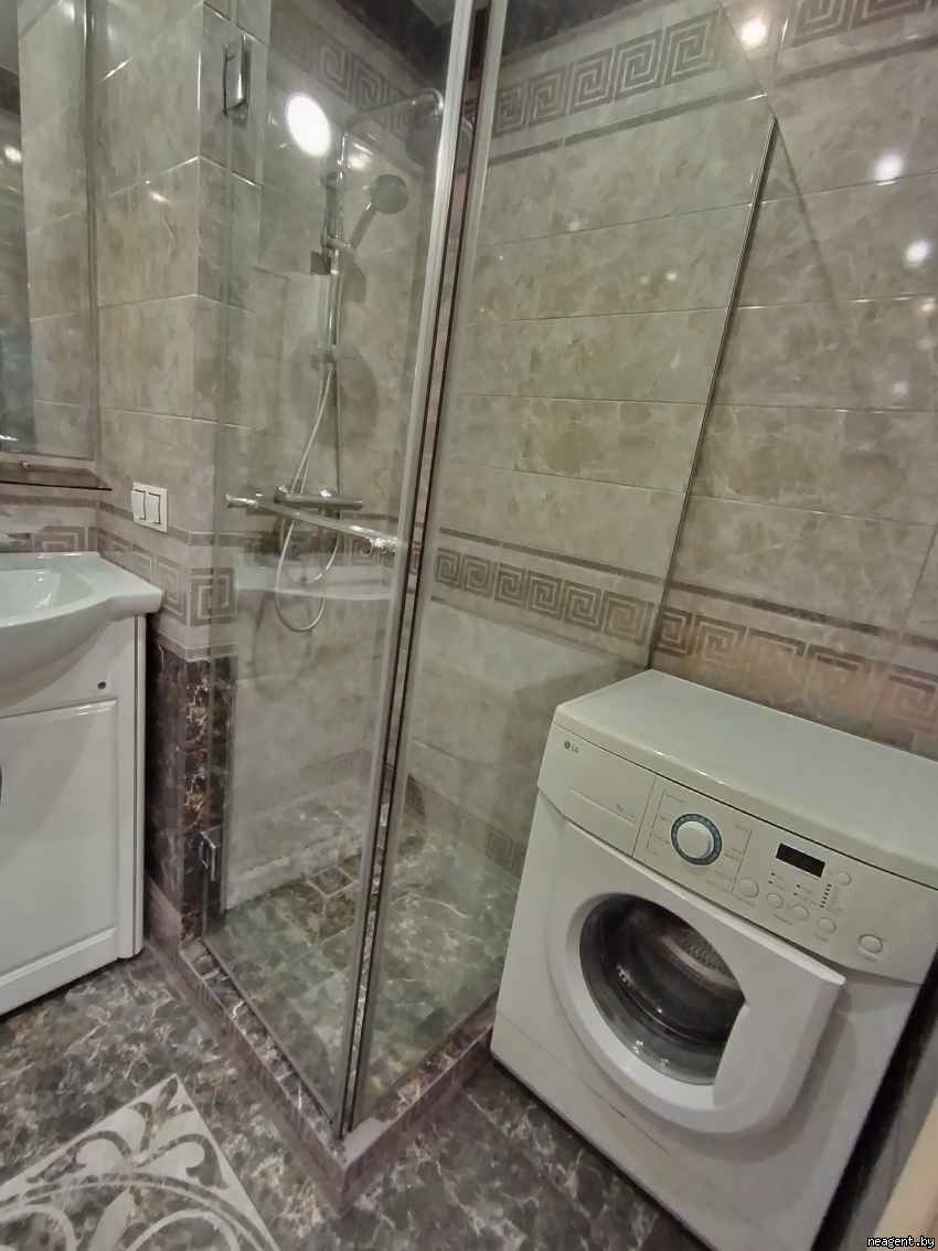 1-комнатная квартира, Линейная, 12/1, 100 рублей: фото 1