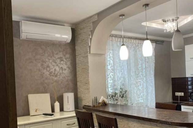 1-комнатная квартира, Неманская ул., за 290 р.