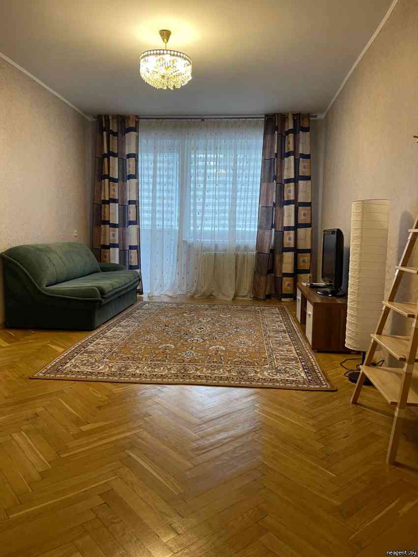 1-комнатная квартира, ул. Аэродромная, 5/2, 1077 рублей: фото 1