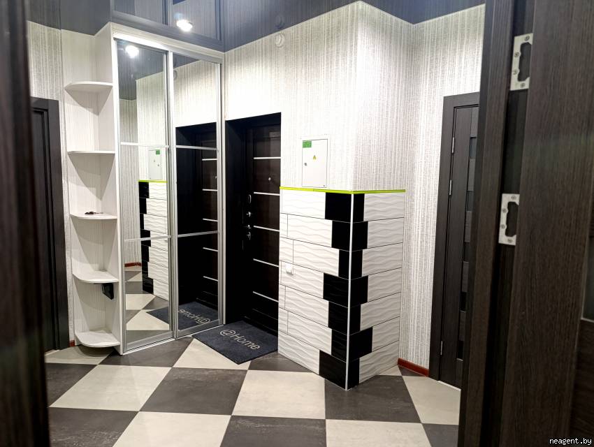 3-комнатная квартира, ул. Аэродромная, 32, 670 рублей: фото 3