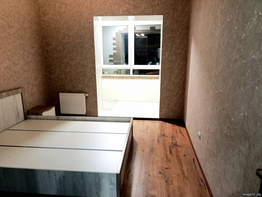 3-комнатная квартира, ул. Аэродромная, 32, 670 рублей: фото 8