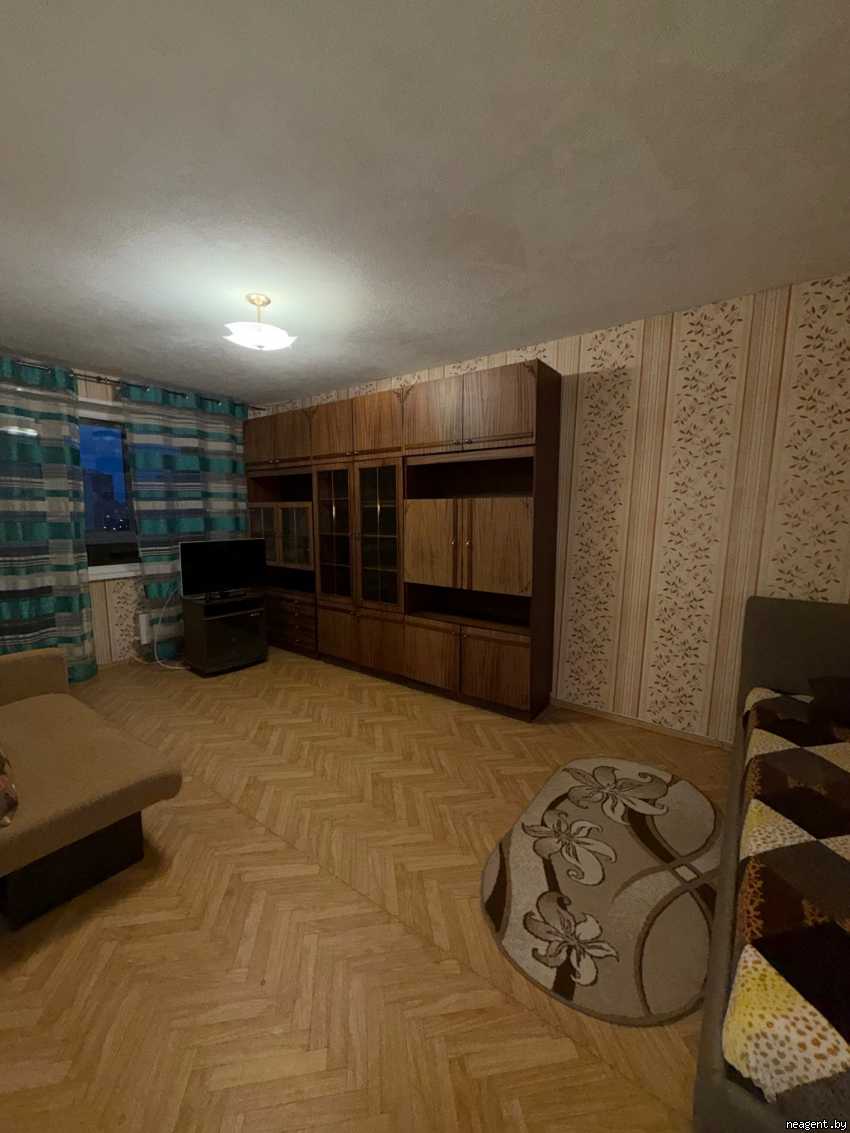 1-комнатная квартира, ул. Космонавтов, 27, 900 рублей: фото 3