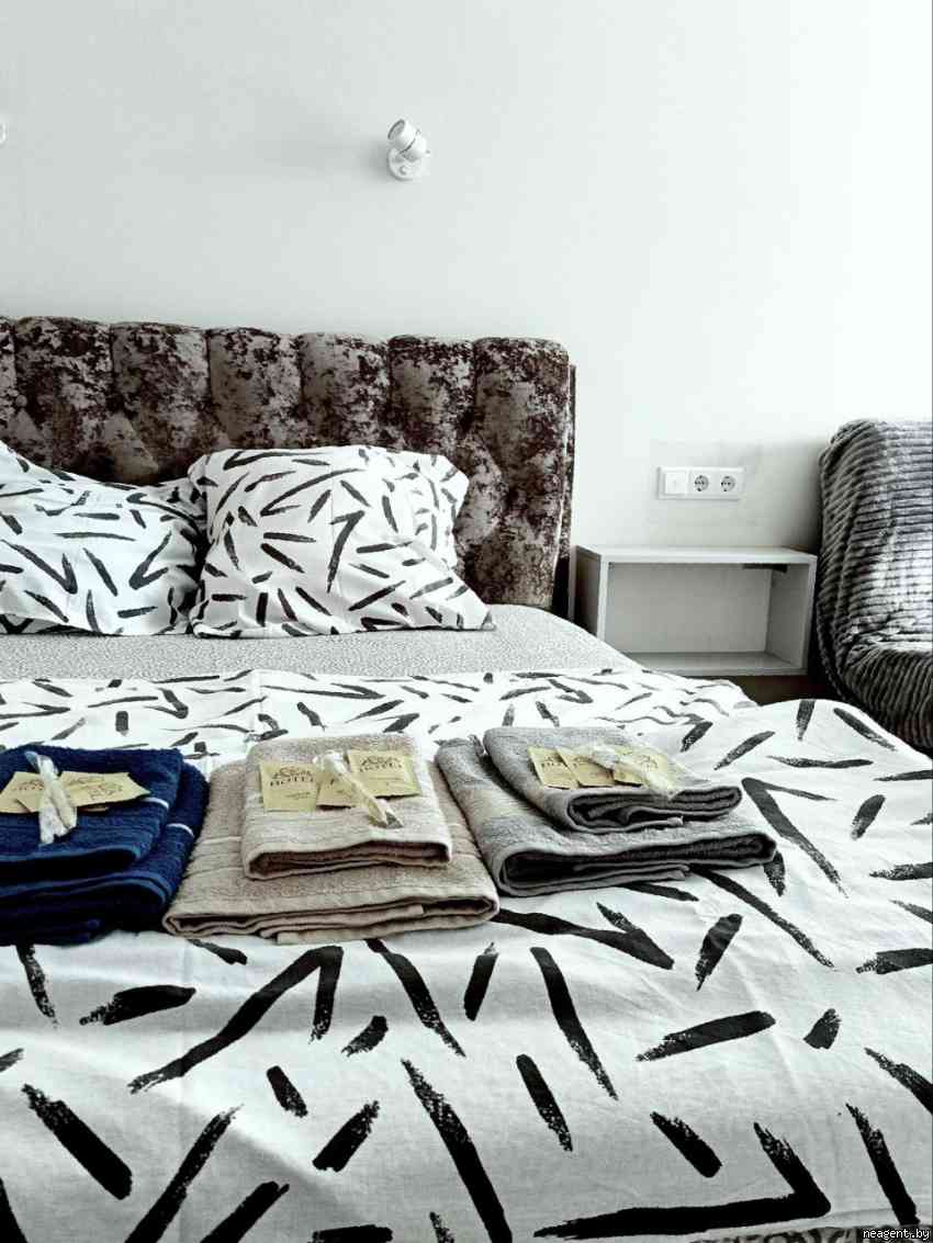 1-комнатная квартира, ул. Игоря Лученка, 11, 1219 рублей: фото 1