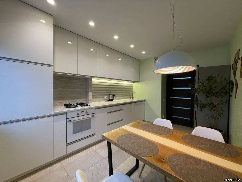 2-комнатная квартира, ул. Майская, 6, 1306 рублей: фото 2