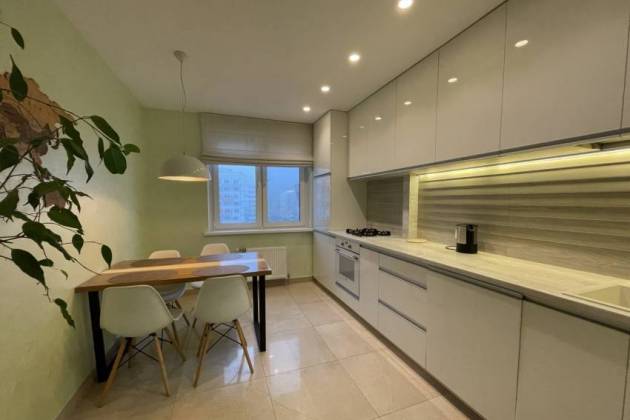 2-комнатная квартира, Прилуки, Майская ул., за 1306 р.