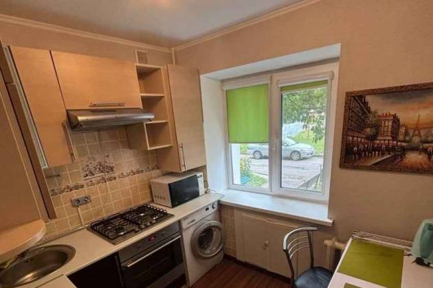 1-комнатная квартира, Семенова ул., за 883 р.