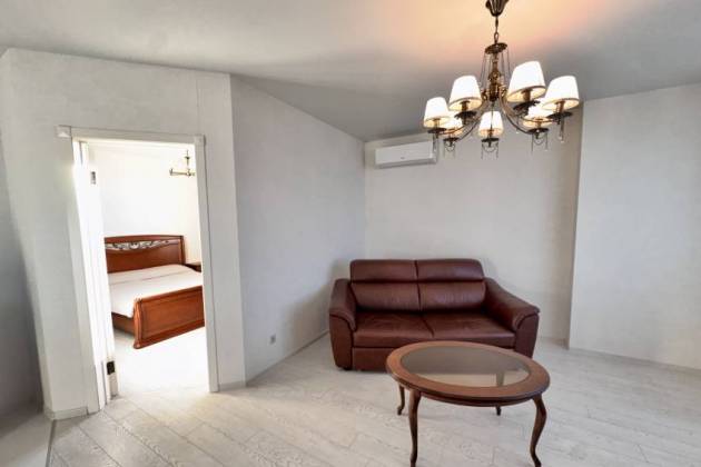 2-комнатная квартира, Петра Мстиславца ул., за 2214 р.