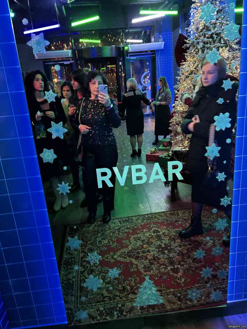 Комната, ул. Руссиянова, 12, 350 рублей: фото 1