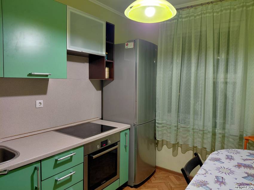 Комната, ул. Руссиянова, 32/1, 550 рублей: фото 1