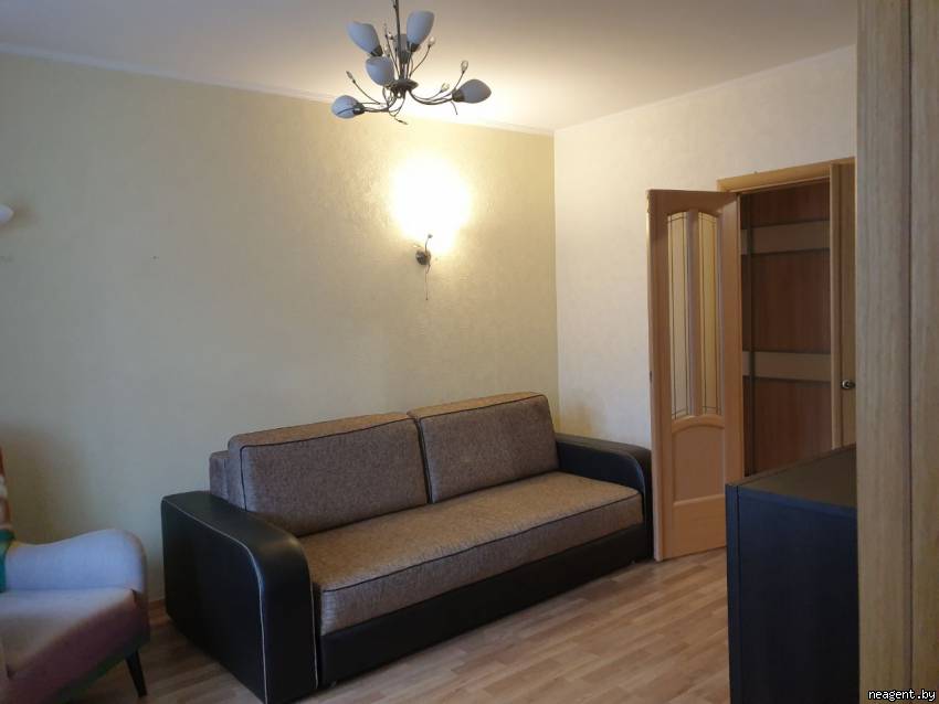 2-комнатная квартира, ул. Гурского, 35, 1453 рублей: фото 1