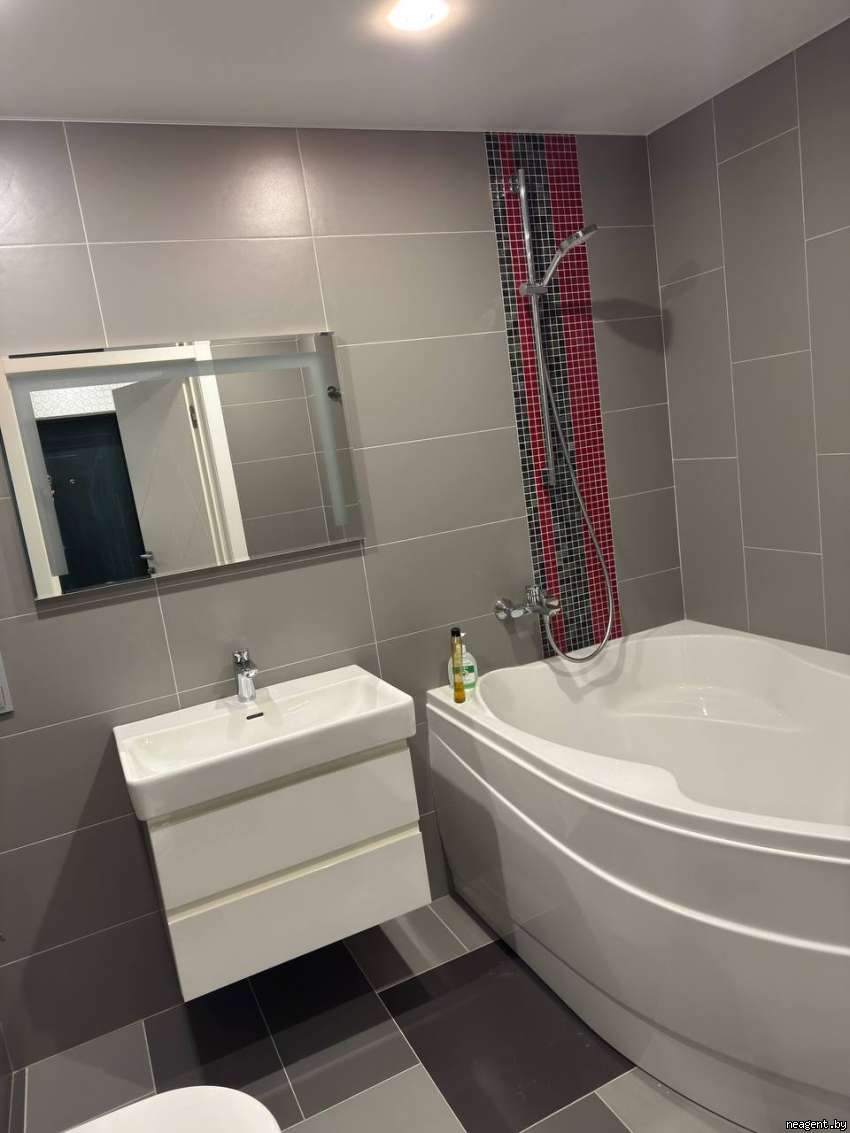 1-комнатная квартира, ул. Связистов, 11, 1426 рублей: фото 1