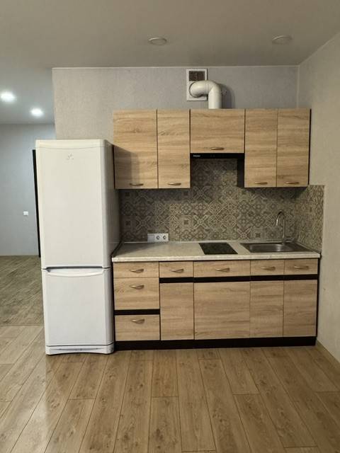 1-комнатная квартира, ул. Олешева, 5, 990 рублей: фото 1