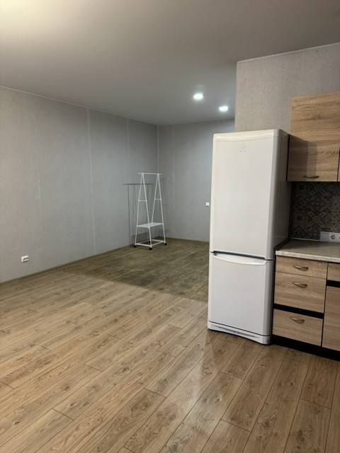 1-комнатная квартира, ул. Олешева, 5, 990 рублей: фото 3