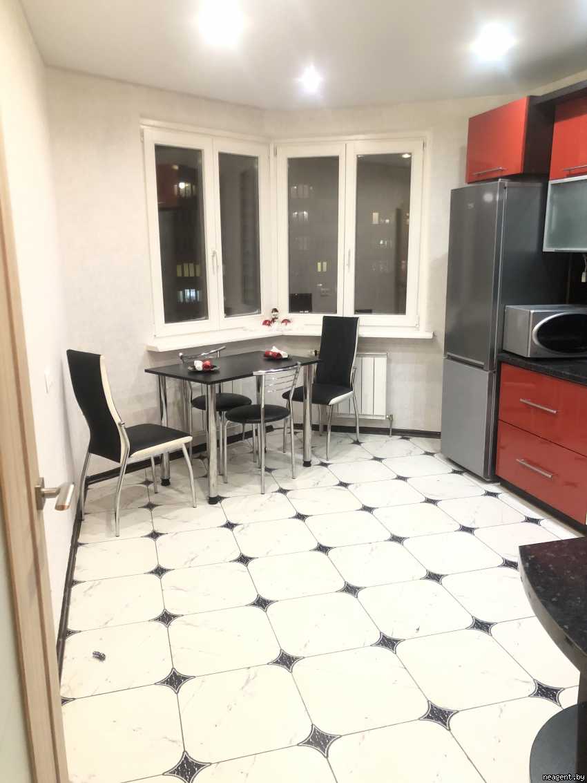 2-комнатная квартира, ул. Каменногорская, 20, 1460 рублей: фото 1