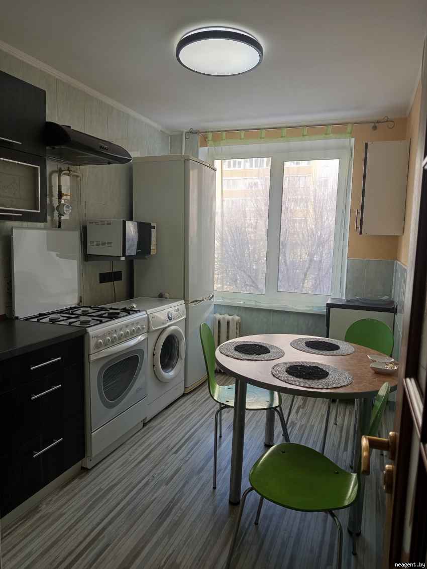 3-комнатная квартира, ул. Жудро, 23, 500 рублей: фото 1