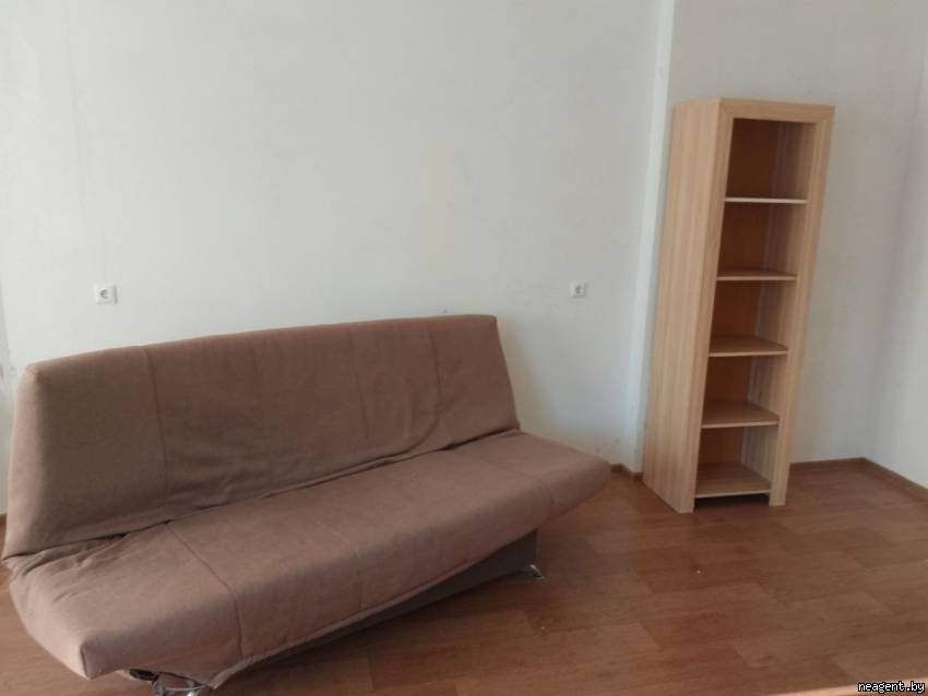 1-комнатная квартира, ул. Станислава Монюшко, 26, 800 рублей: фото 1