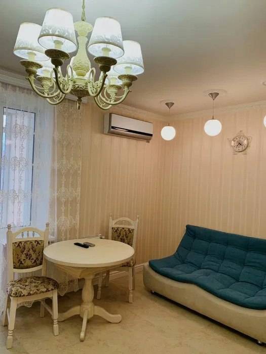 1-комнатная квартира, Богатырева, 22, 560 рублей: фото 7