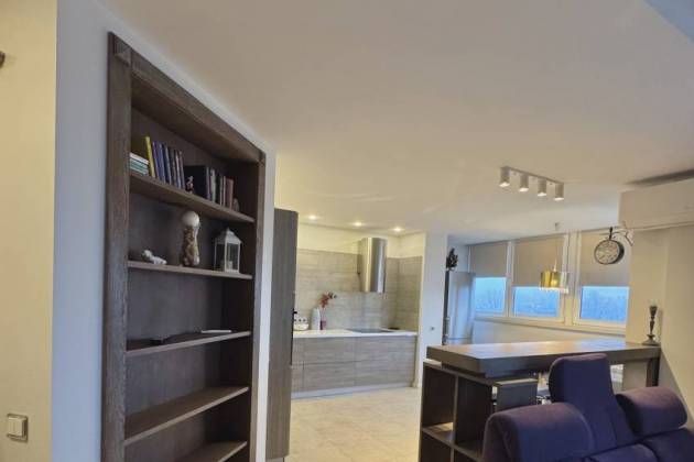 2-комнатная квартира, Железнодорожная ул., за 1850 р.