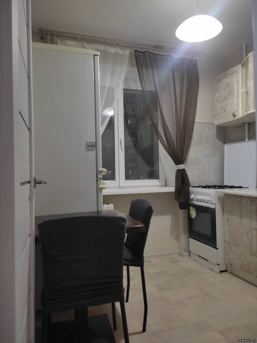 1-комнатная квартира, ул. Розы Люксембург, 165, 1200 рублей: фото 2