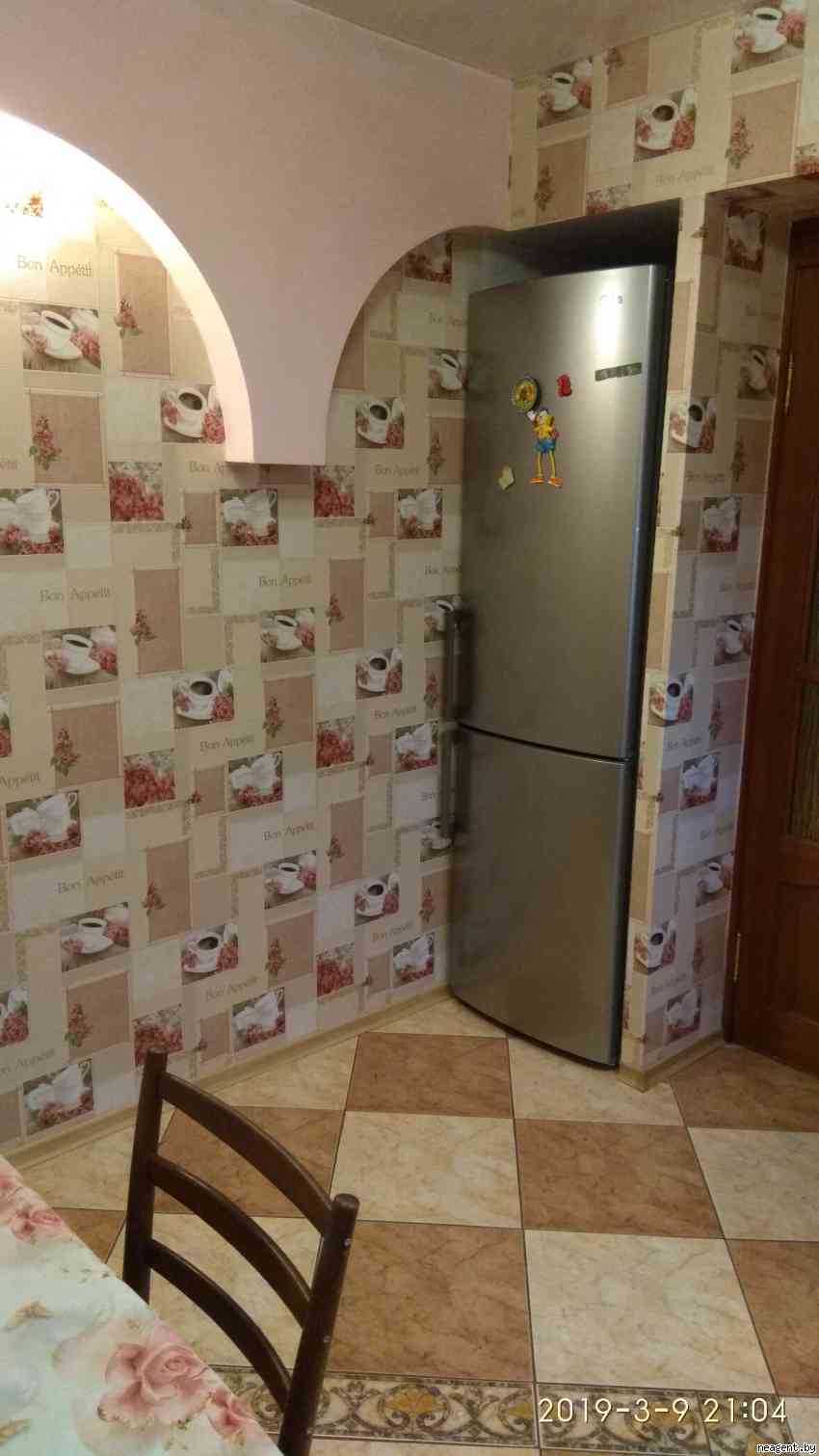 1-комнатная квартира, Тикоцкого, 50/2, 300 рублей: фото 4