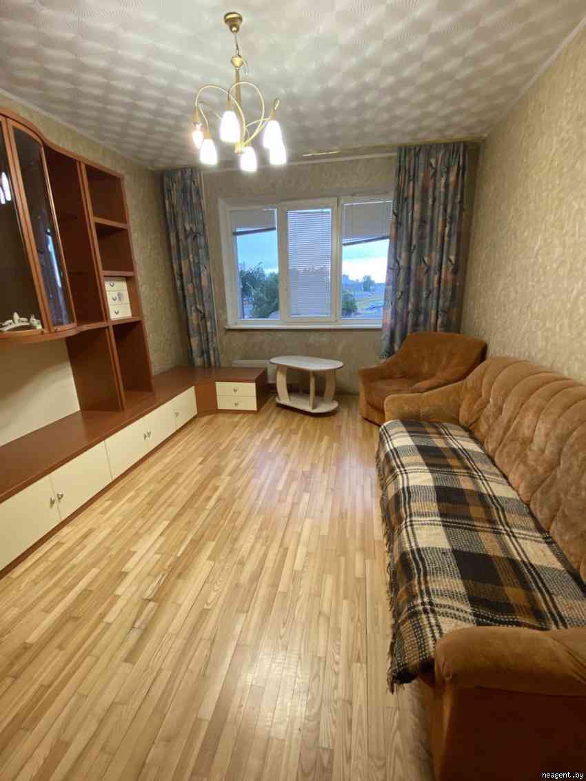 3-комнатная квартира, ул. Леси Украинки, 4/1, 1565 рублей: фото 2