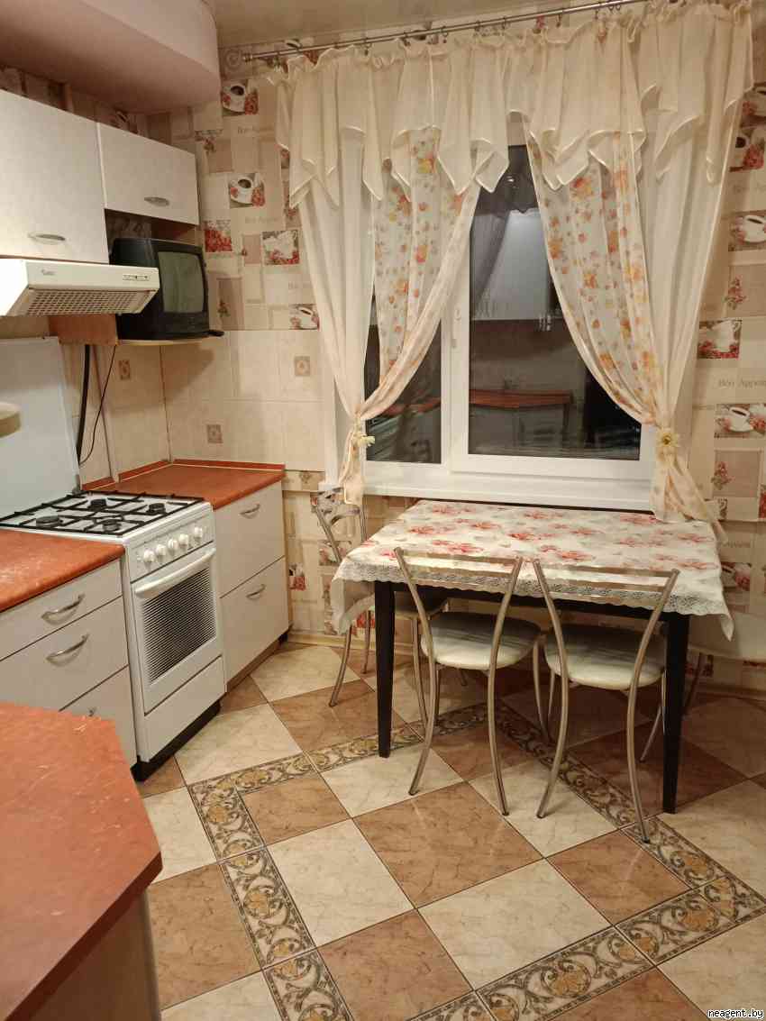 2-комнатная квартира, Гамарника, 28, 1137 рублей: фото 11