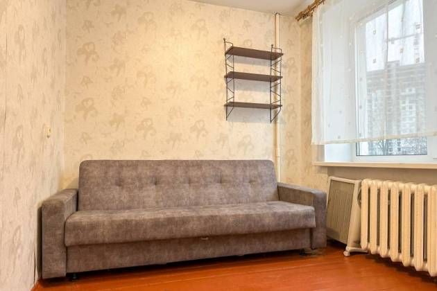 2-комнатная квартира, Жукова просп., за 750 р.