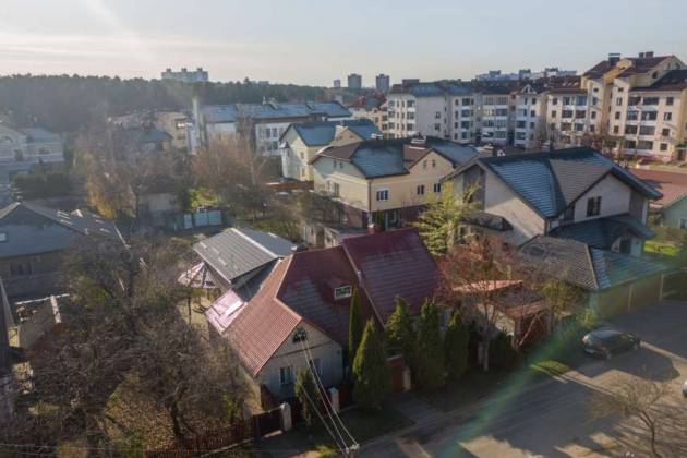 Коттедж, Тепличная ул., за 560 р.