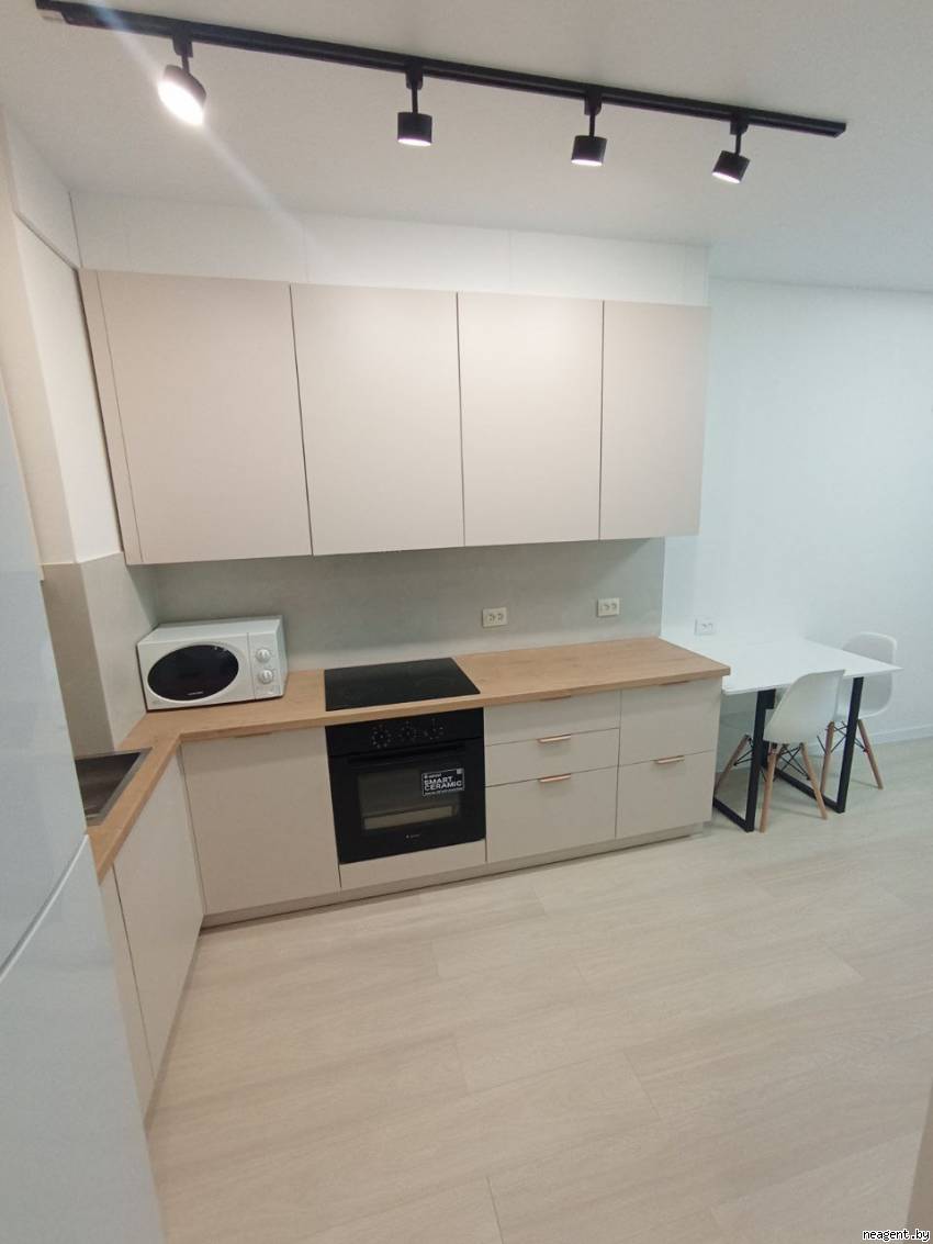 2-комнатная квартира, Михаила Савицкого, 39/1, 1500 рублей: фото 2