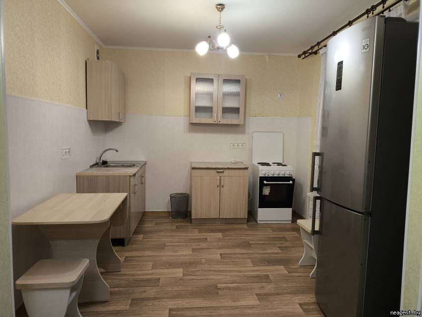 1-комнатная квартира, ул. Небесная, 3, 997 рублей: фото 1