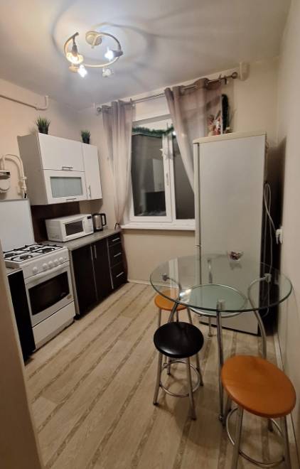 2-комнатная квартира, Якуба Коласа пер., 13, 1424 рублей: фото 3