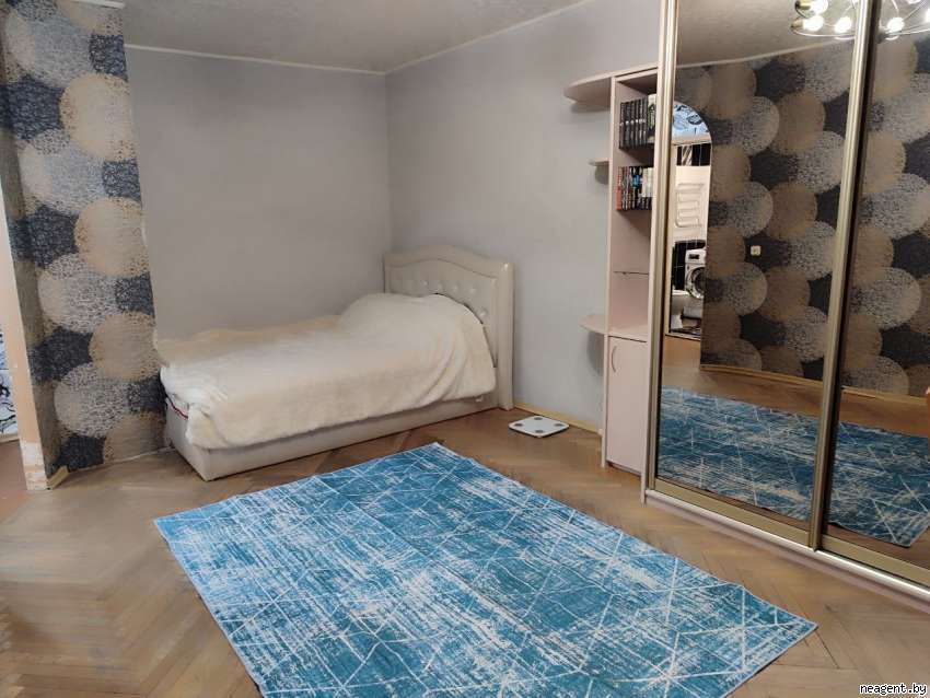 1-комнатная квартира, Независимости просп., 72/А, 1200 рублей: фото 2