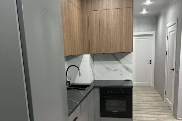 3-комнатная квартира, Игоря Лученка ул., за 2294 р.