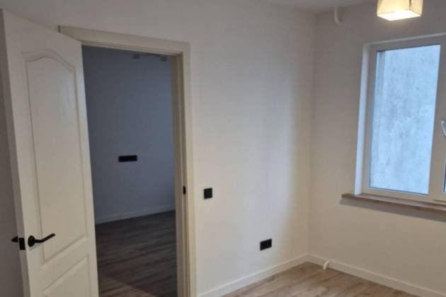 3-комнатная квартира, Калиновского ул., за 2003 р.